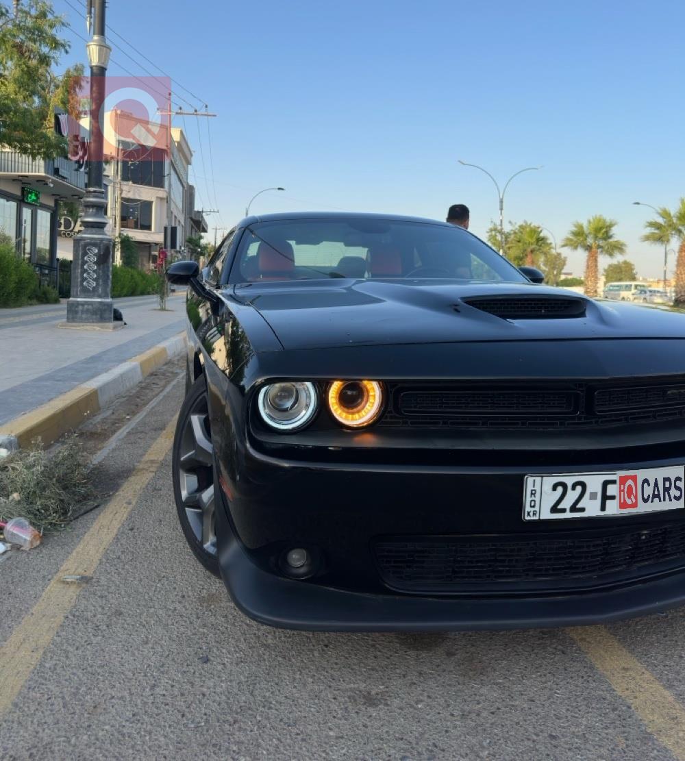 Dodge Challenger